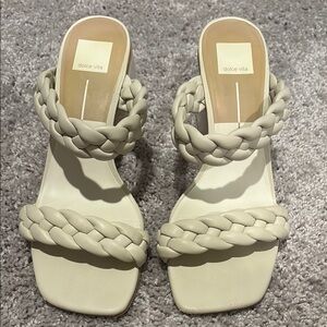 DOLCE VITA HEELS SIZE 8